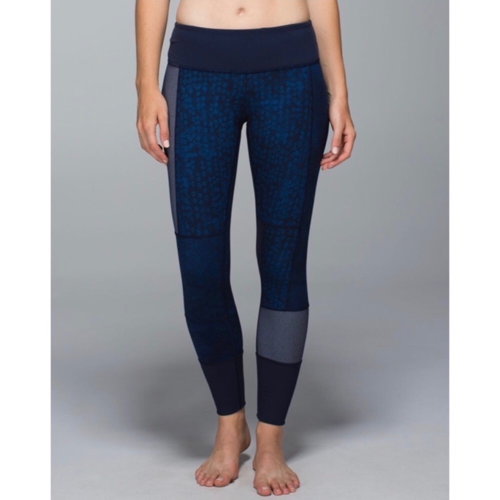 Lululemon Patch Navy Leggings Wunder Under